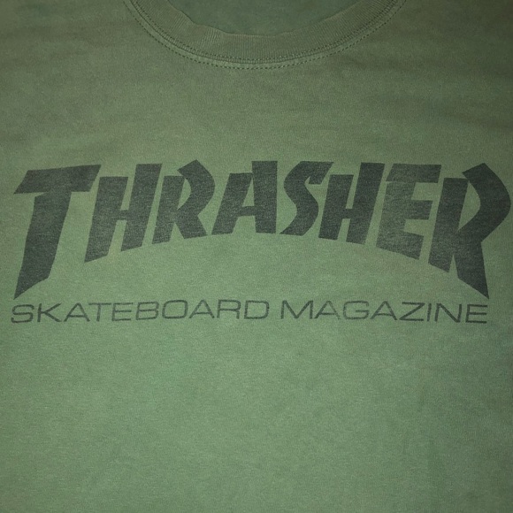 distressed vintage green large thrasher tee 🛹 - Picture 2 of 2